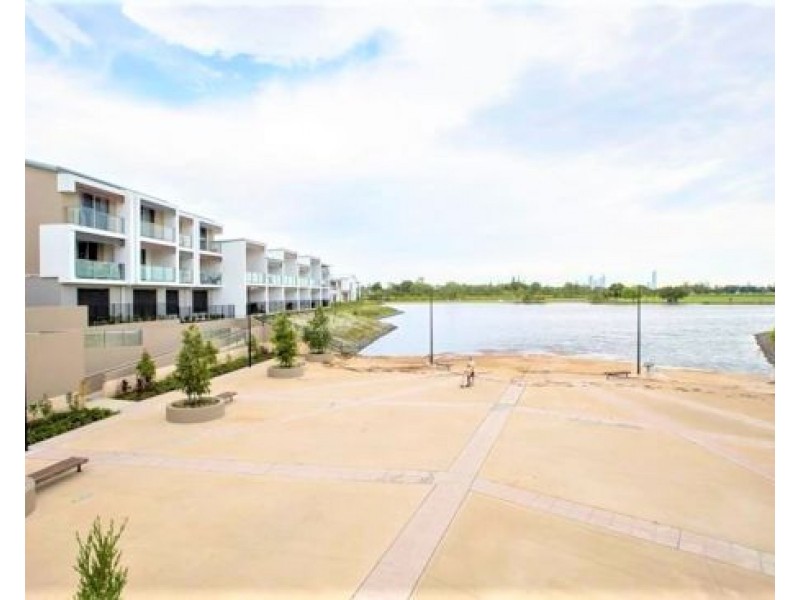 55/3028 The Boulevard, Carrara QLD 4211