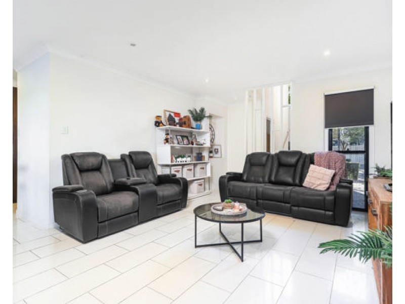 137 North Hill Drive Robina, Robina QLD 4226
