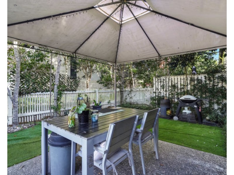 137 North Hill Drive Robina, Robina QLD 4226