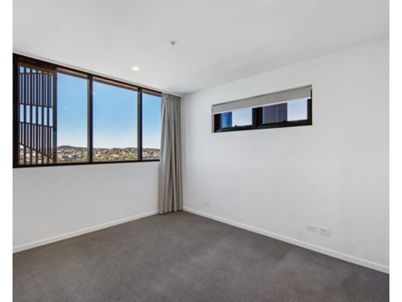 707/19 Deshon St, Woolloongabba QLD 4102