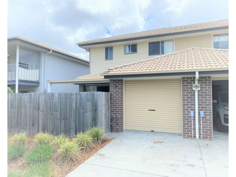 27/1 McAuley Parade, Pacific Pines QLD 4211