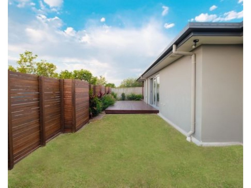 14 Belconnen Drive, Pimpama QLD 4209