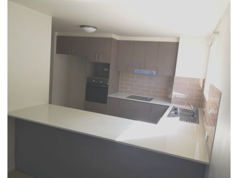 20/1 Acacia Court, Robina QLD 4226