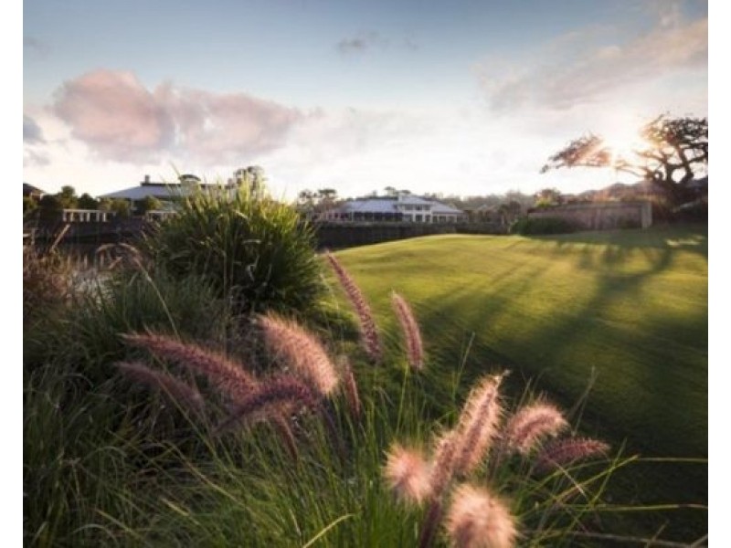 169 North Hill Drive Robina, Robina QLD 4226