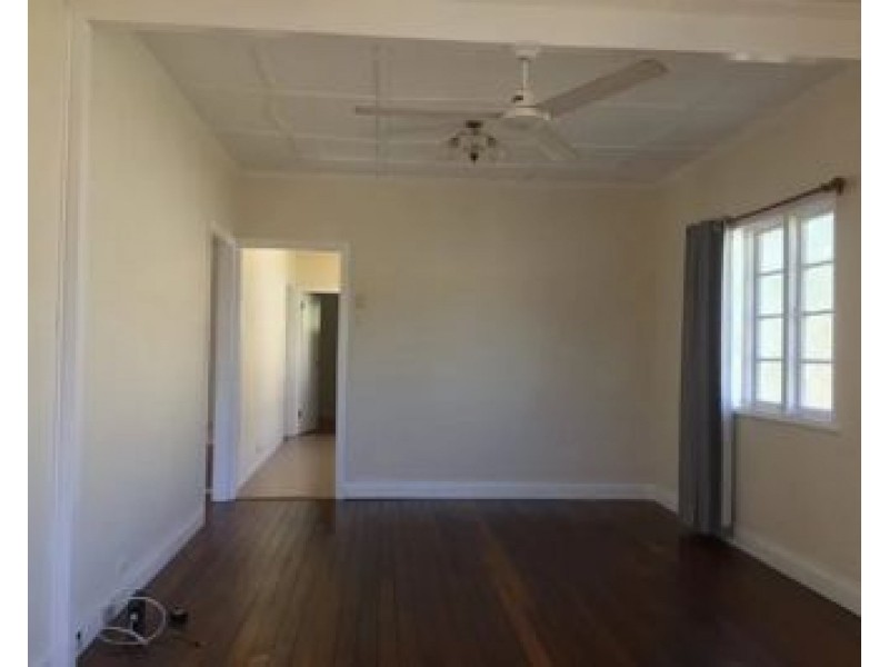 96 Ainsworth Street, Salisbury QLD 4107