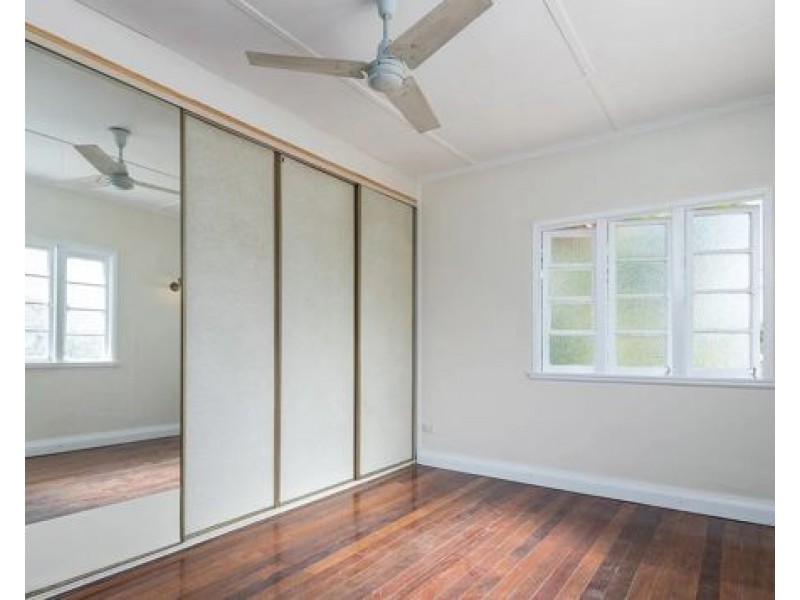 96 Ainsworth Street, Salisbury QLD 4107