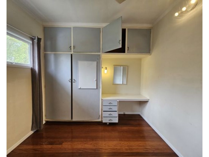 96 Ainsworth Street, Salisbury QLD 4107