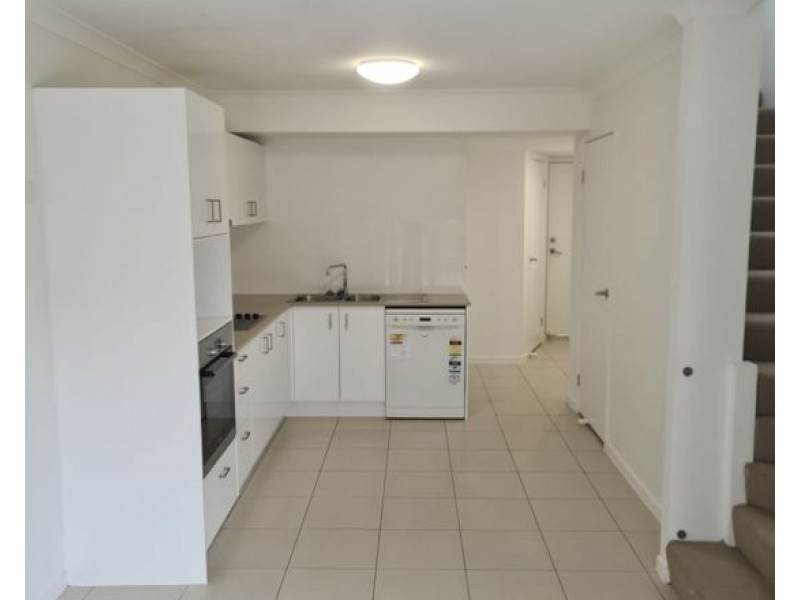 11/11 Thistledome Street, Morayfield QLD 4506