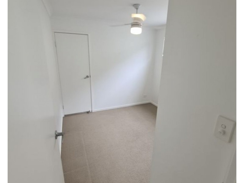 11/11 Thistledome Street, Morayfield QLD 4506