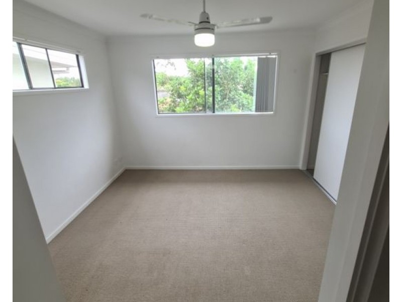 11/11 Thistledome Street, Morayfield QLD 4506