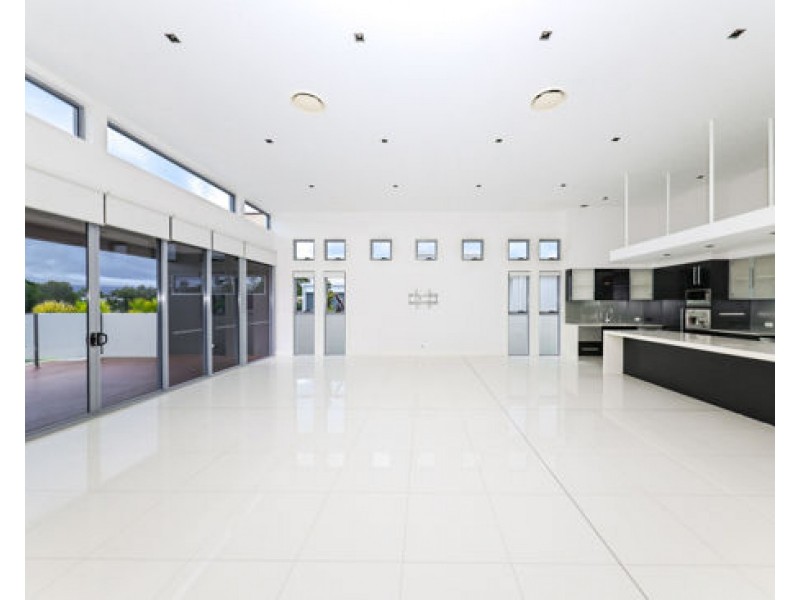 2008 The Boulevard, Benowa QLD 4217