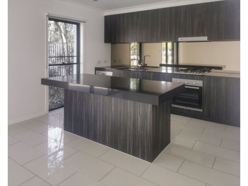 102 North Hill Drive Robina, Robina QLD 4226