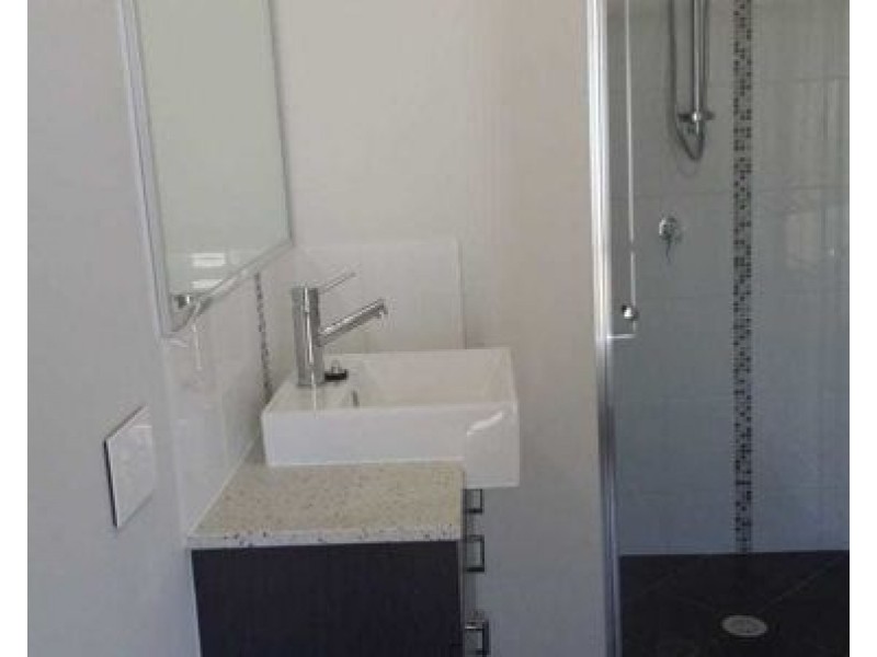 1 33 South Quarter Drive, Loganlea QLD 4131