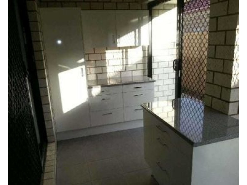 1 33 South Quarter Drive, Loganlea QLD 4131