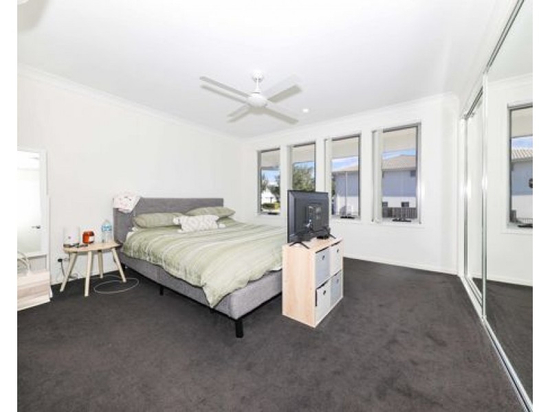 19 32 Warrill Street Redbank Plains, Redbank Plains QLD 4301