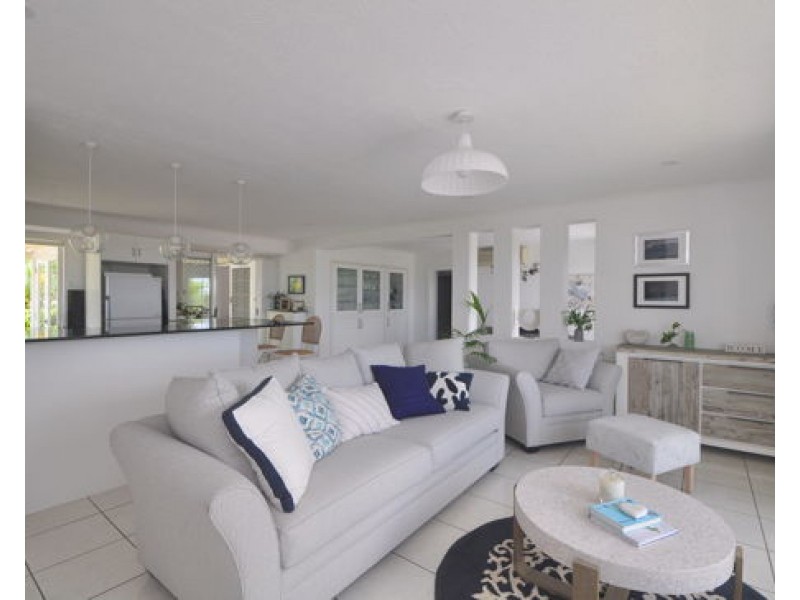 18 Jabiluka Drive, Highland Park QLD 4211