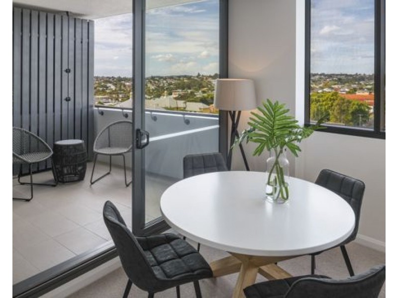 11707/300 Old Cleveland Road, Coorparoo QLD 4151