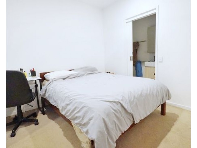 LV4 / 1033 Ann Street, Newstead QLD 4006