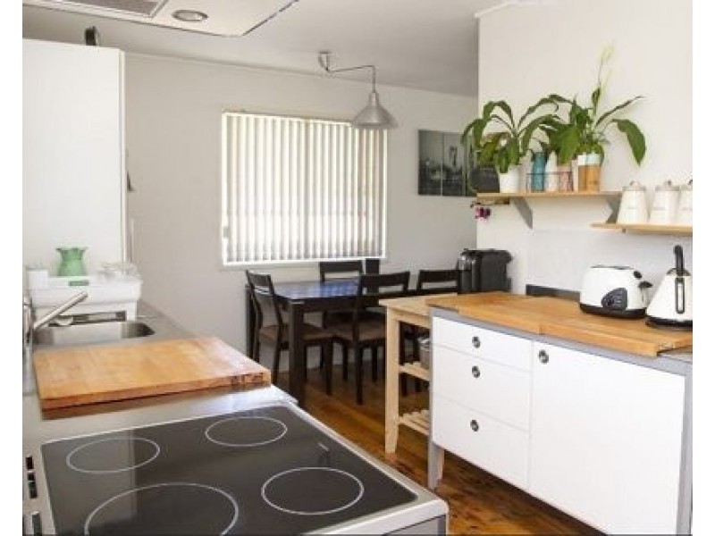 6 Oneil Street, Moorooka QLD 4105