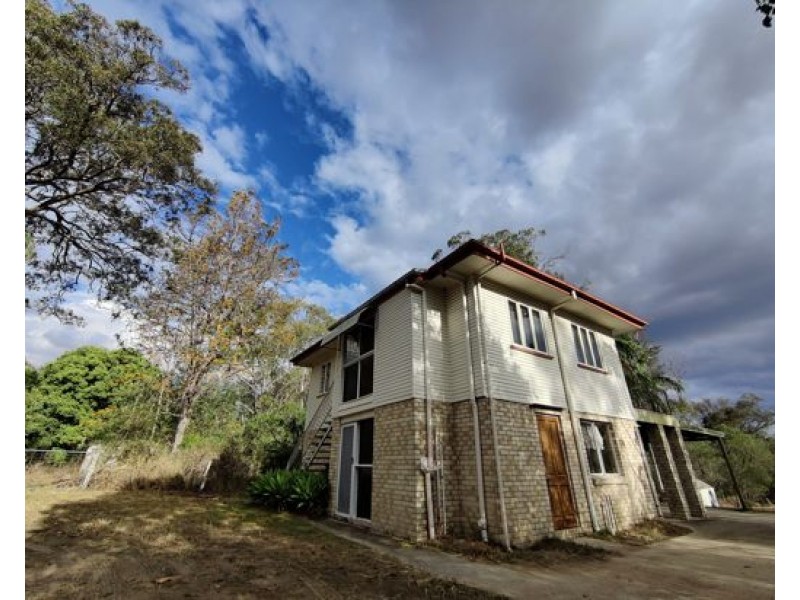 215 Andrew Road, Greenbank QLD 4124