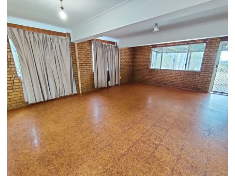 215 Andrew Road, Greenbank QLD 4124