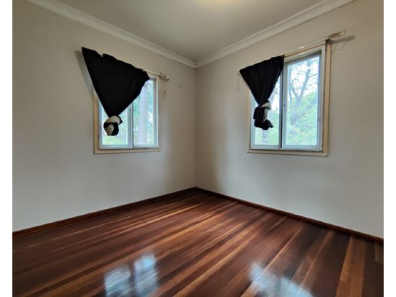 215 Andrew Road, Greenbank QLD 4124