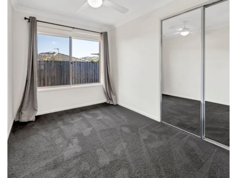 1 Galapagos Way, Pacific Pines QLD 4211