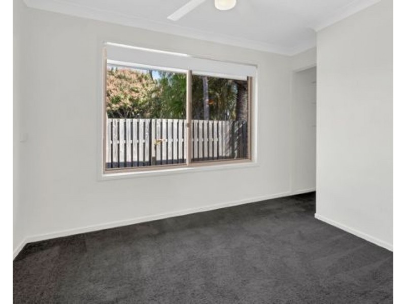 1 Galapagos Way, Pacific Pines QLD 4211