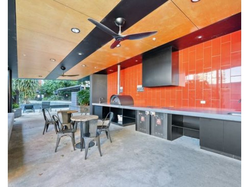 910/11 Carriage Street, Bowen Hills QLD 4006