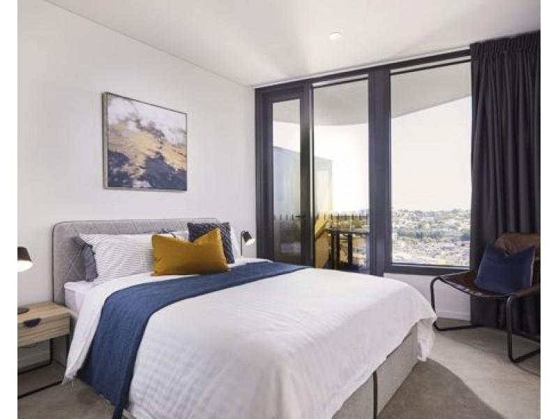 611/62 Logan Road, Woolloongabba QLD 4102