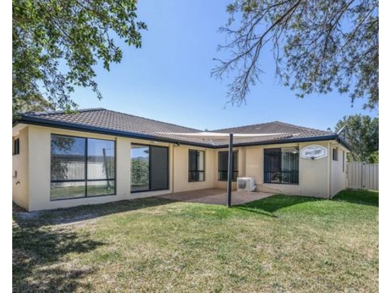 34 Ingles Circuit, Arundel QLD 4214