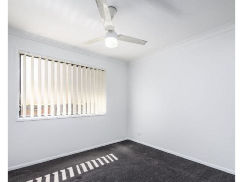 34 Ingles Circuit, Arundel QLD 4214