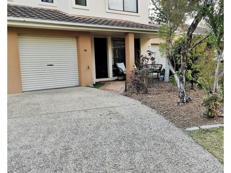 1/1 Warbler Parade, Varsity Lakes QLD 4227