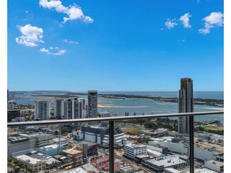33101/9 Lawson Street, Southport QLD 4215