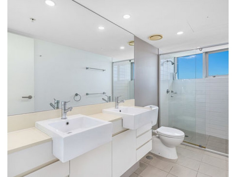 33101/9 Lawson Street, Southport QLD 4215