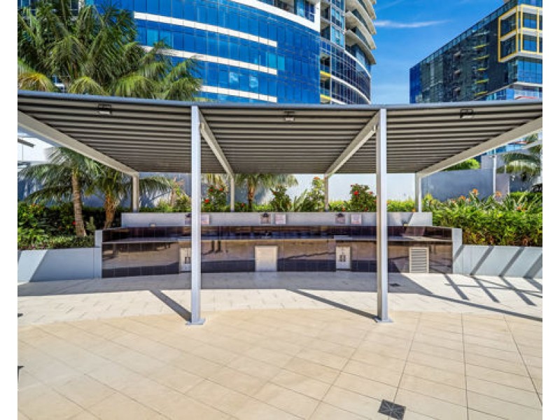 33101/9 Lawson Street, Southport QLD 4215