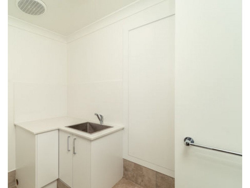 11 Federal Pl, Robina QLD 4226