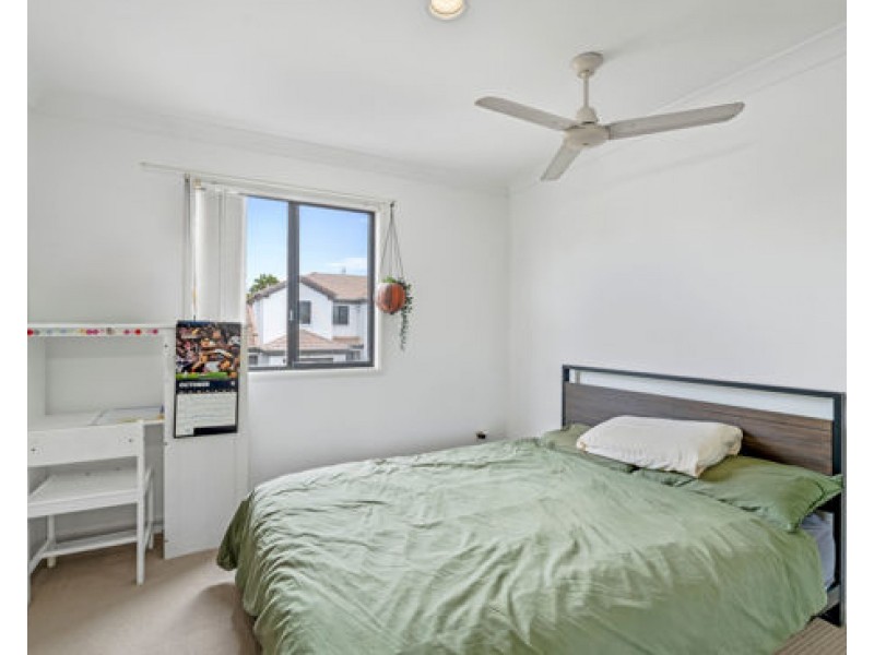 60/2-6 Ghilgai Road, Merrimac QLD 4226