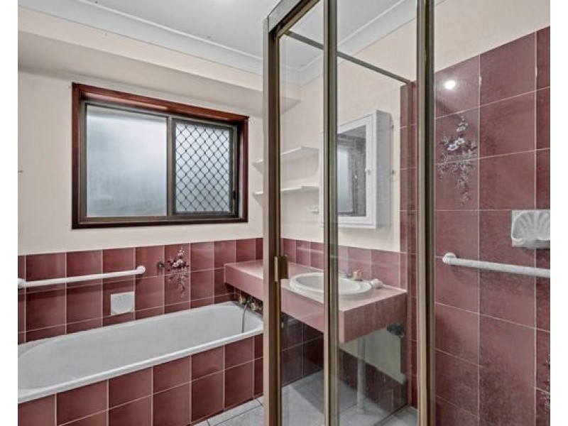 6 Claret Court, Kingston QLD 4114