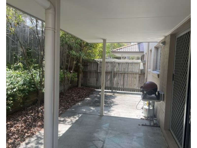 24/131 McAuley Parade, Pacific Pines QLD 4211