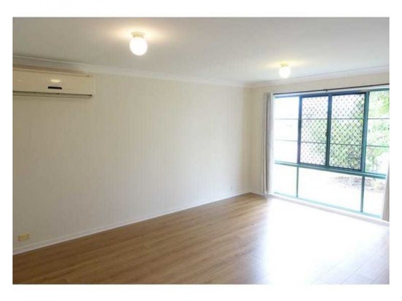 1 Hampshire Court, Calamvale QLD 4116
