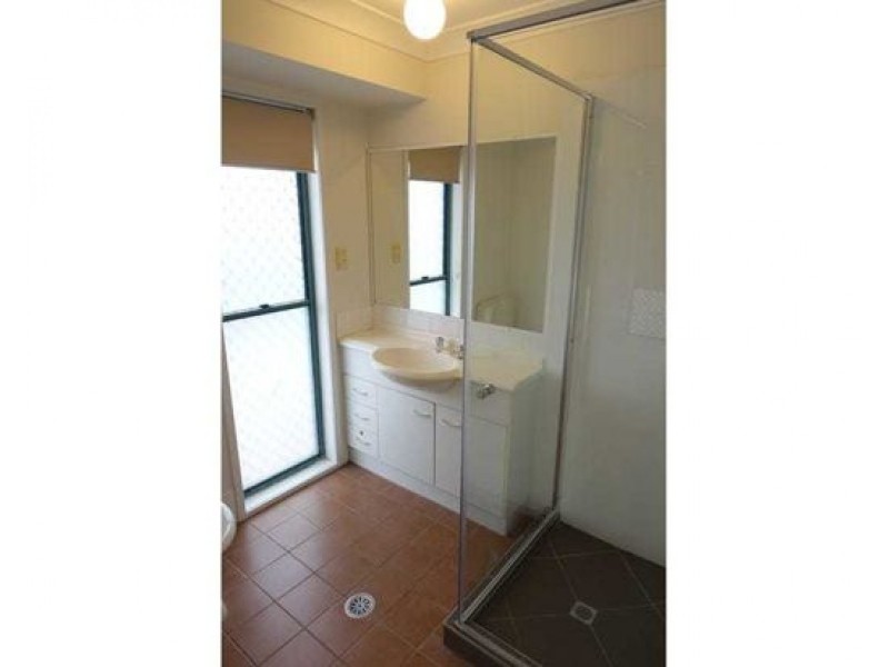 1 Hampshire Court, Calamvale QLD 4116