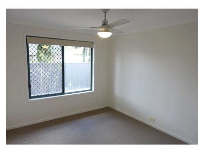 1 Hampshire Court, Calamvale QLD 4116