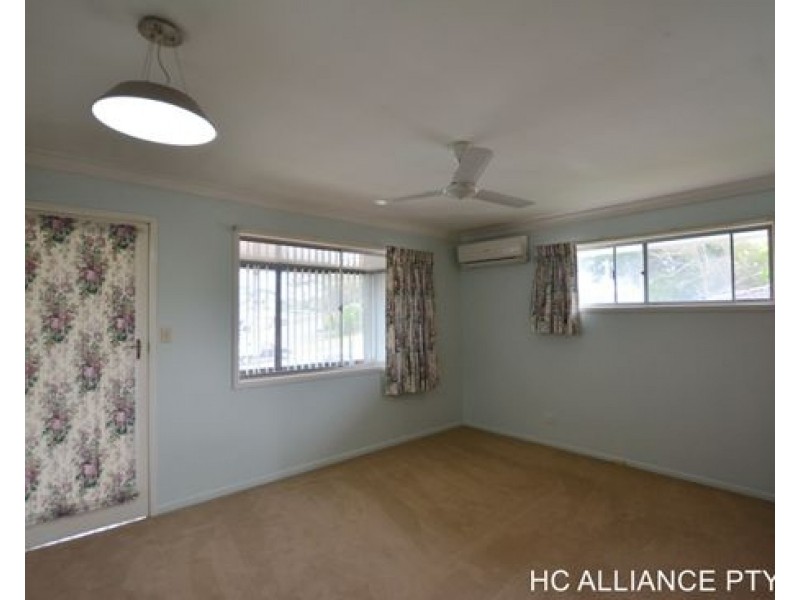 185 MT GRAVATT-CAPALABA RD, Wishart QLD 4122