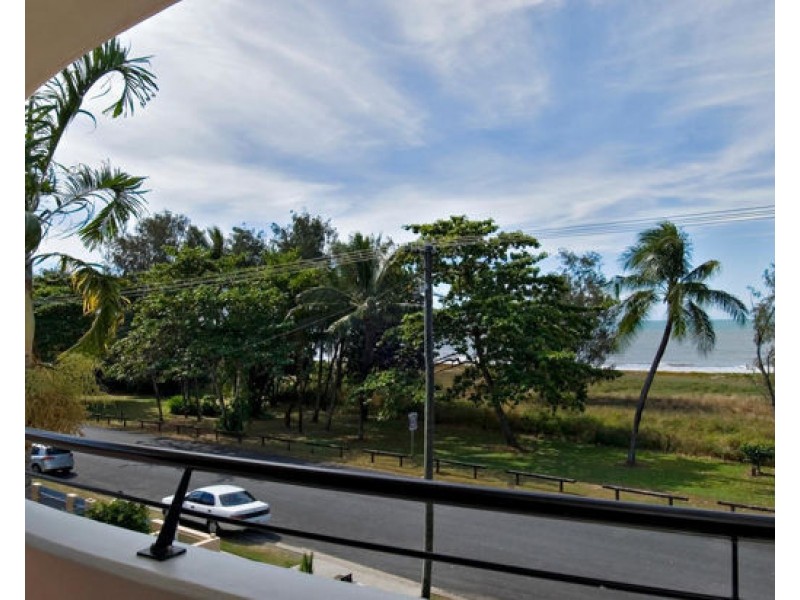 51 Sims Esplanade, Yorkeys Knob QLD 4878