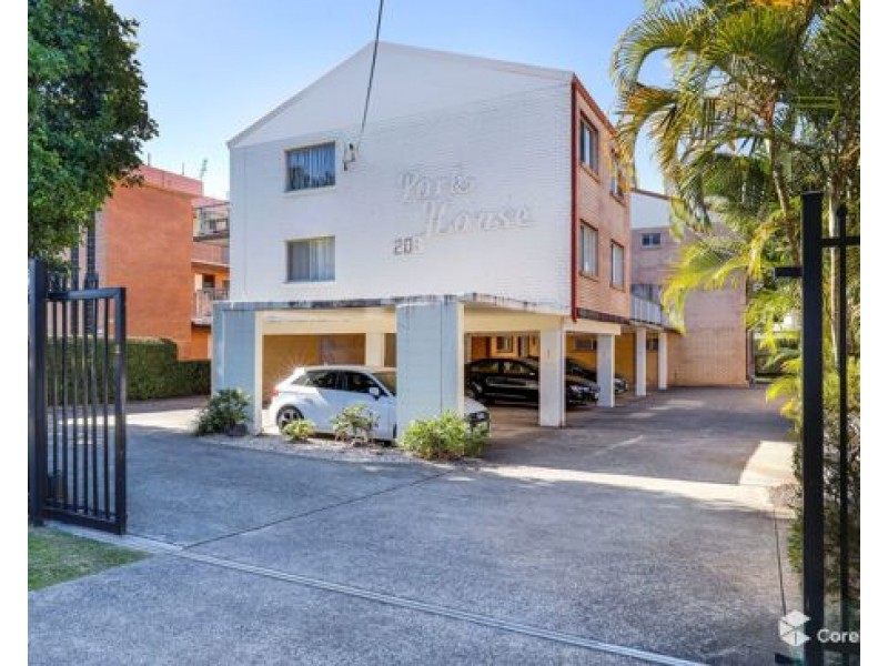 4/203 Scarborough St, Southport QLD 4215