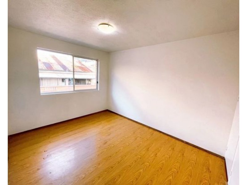 4/203 Scarborough St, Southport QLD 4215