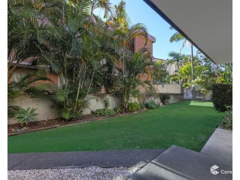 4/203 Scarborough St, Southport QLD 4215