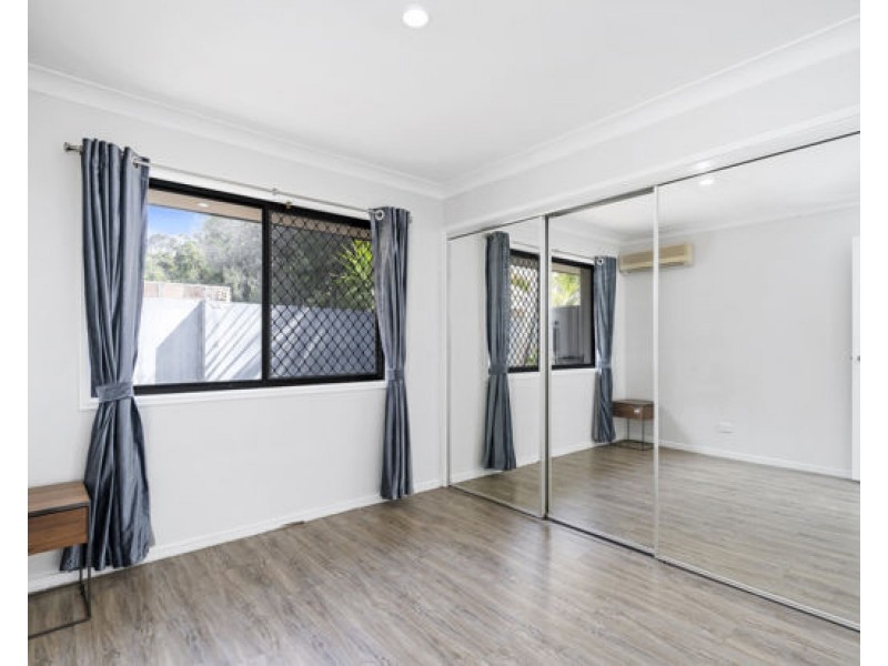 6 Deal Cove, Arundel QLD 4214