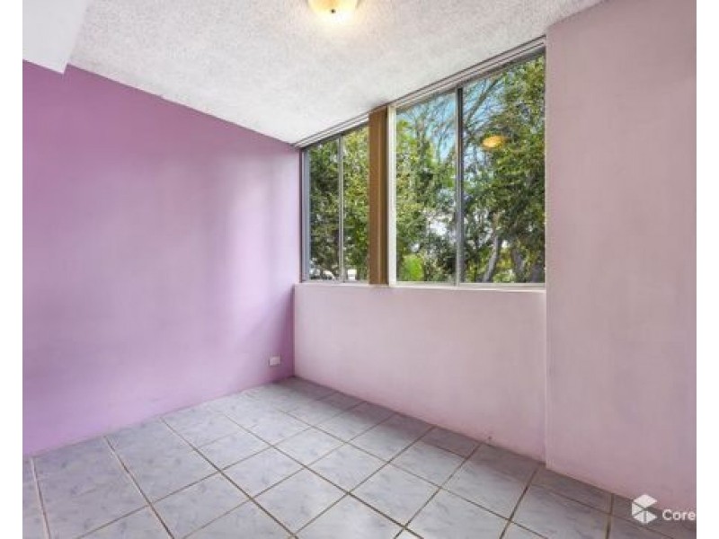 4/34 Elizabath Street, Toowong QLD 4066